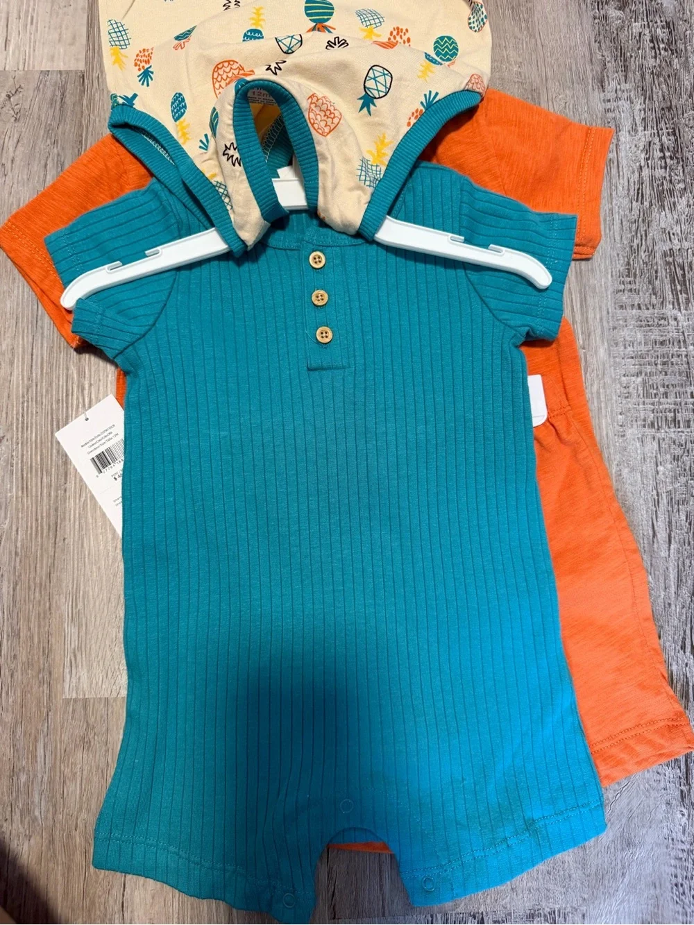Petit Lem includes short